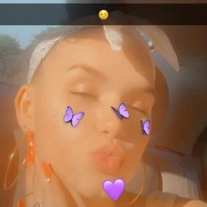 Meet your Posher, Felicity